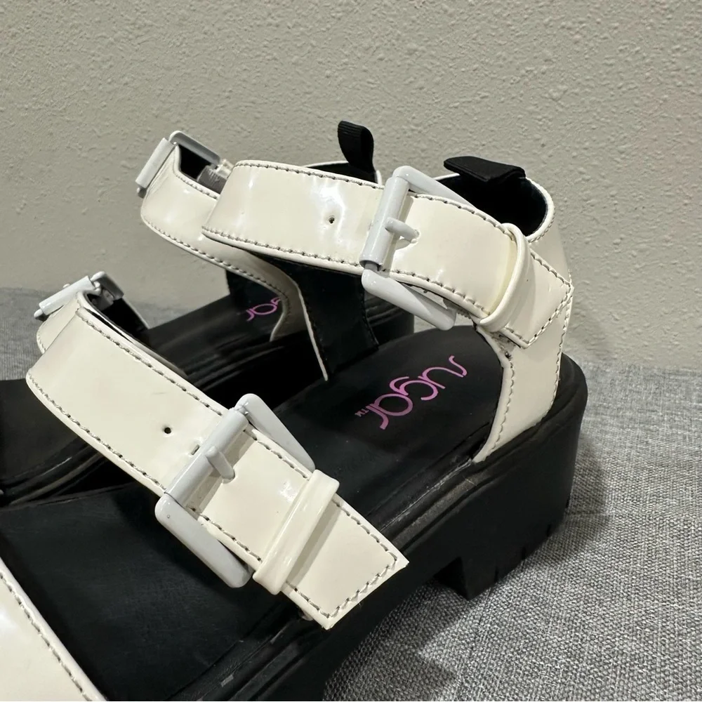 Sugar Indigo Women’s Platform Buckle Sandals